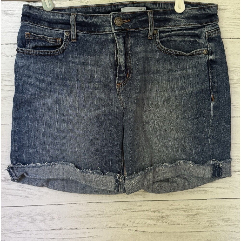 Loft Ann Taylor Distressed Medium Wash Raw Hem Bermuda Denim Jean Shorts 27/4